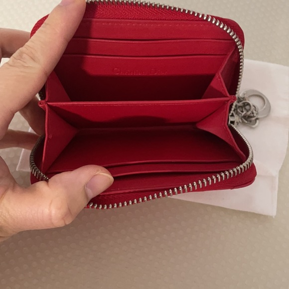 Dior card hold - Picture 3 of 5